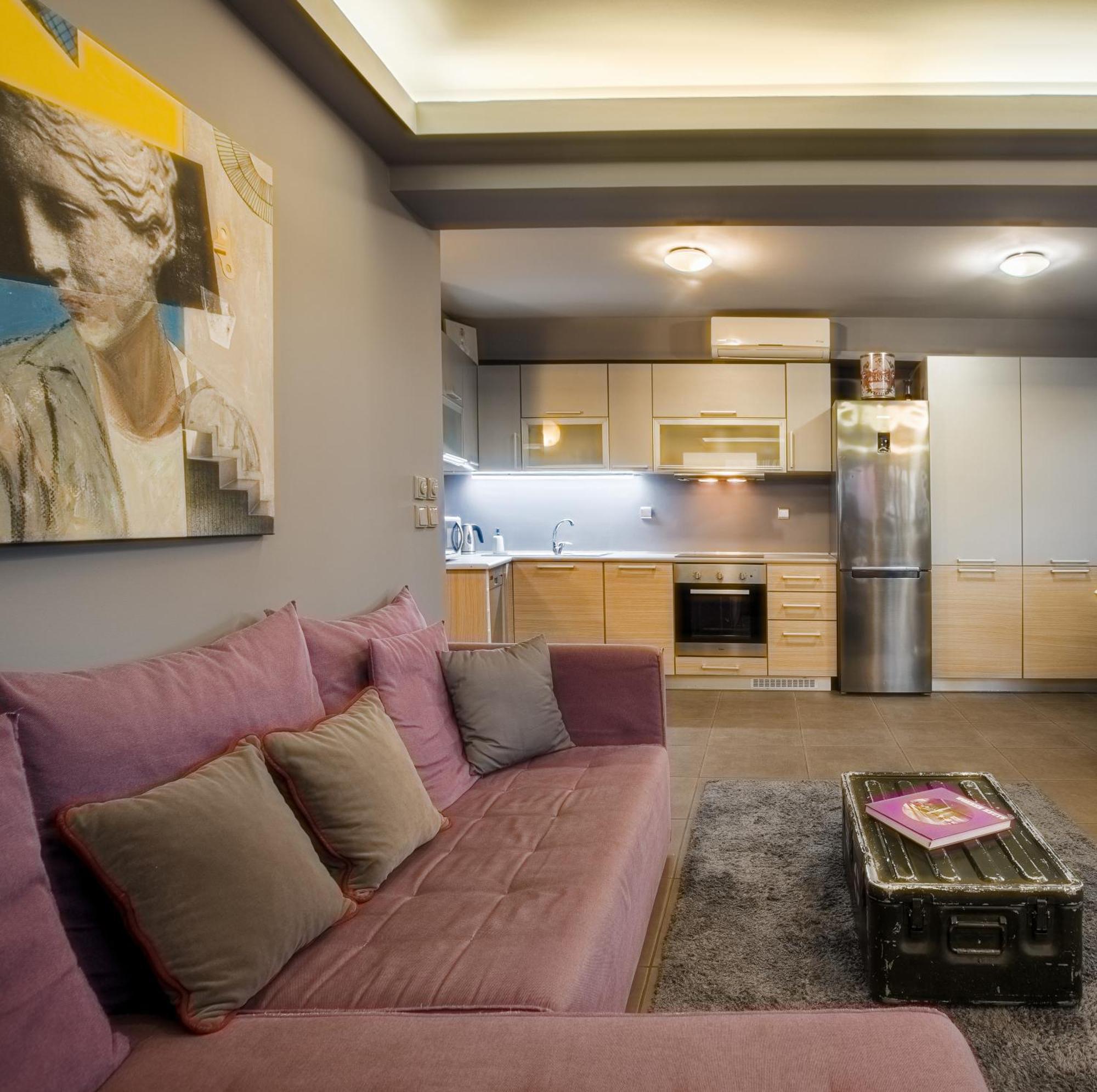 Boutique Apartment In Athens Center Exteriör bild